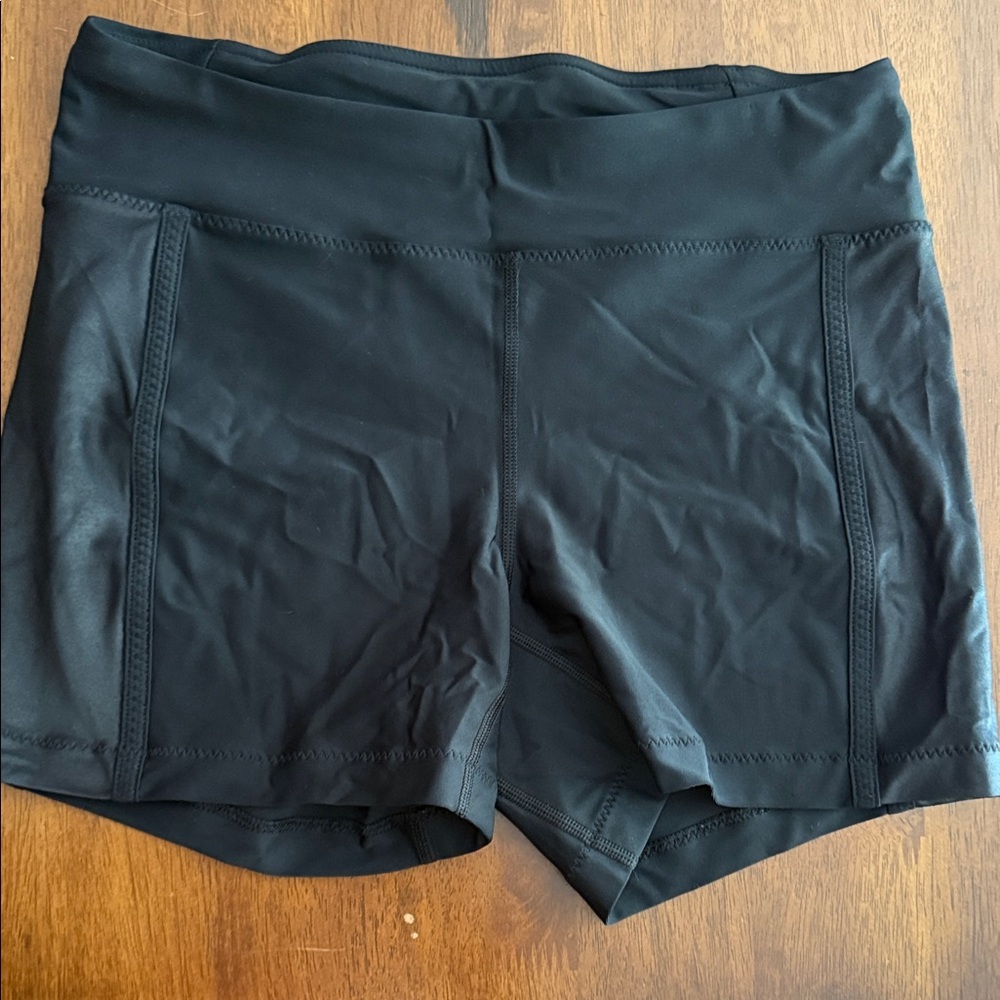 Women's Lululemon swim shorts
